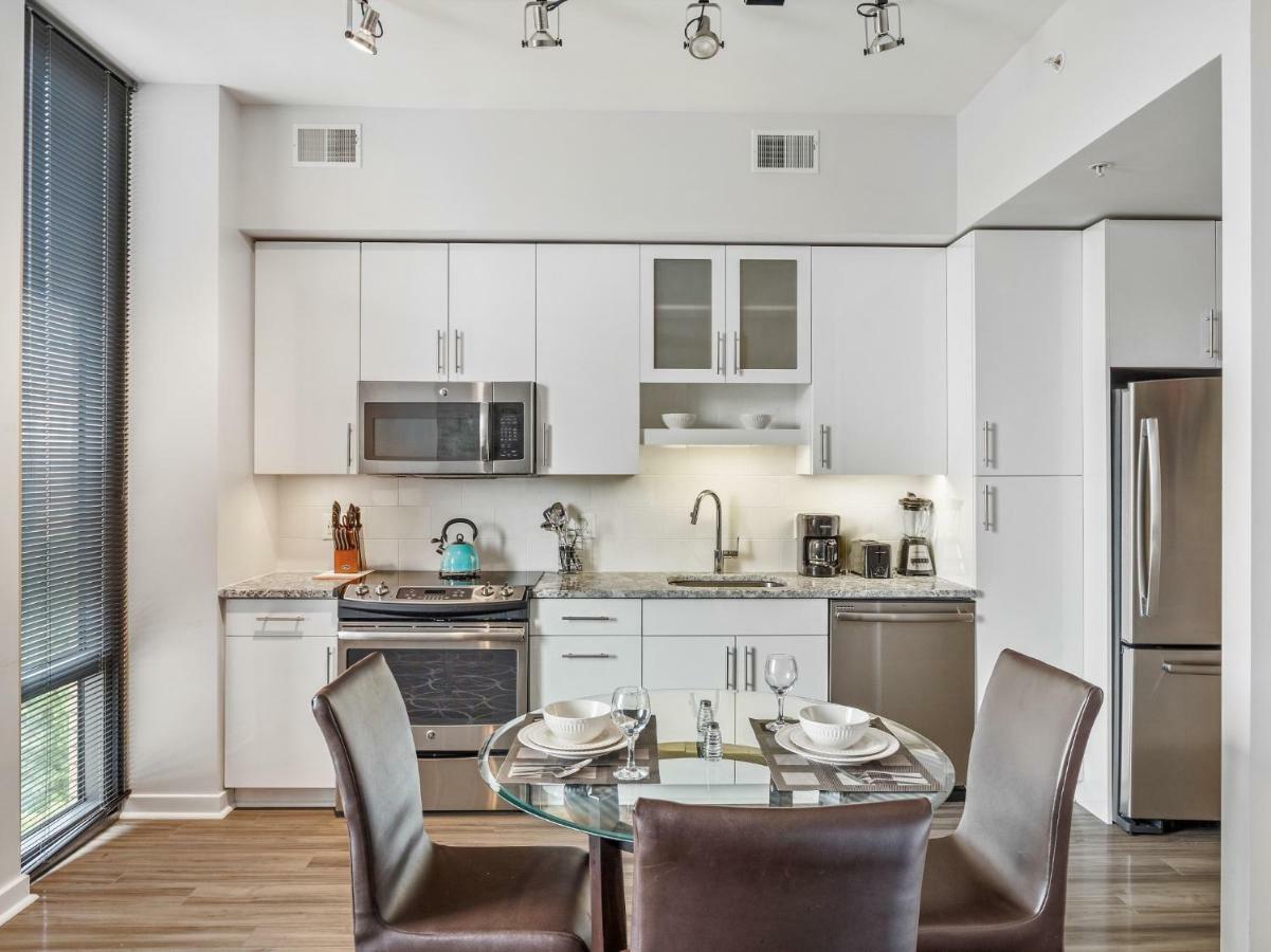 Global Luxury Suites In Downtown Bethesda Habitación foto